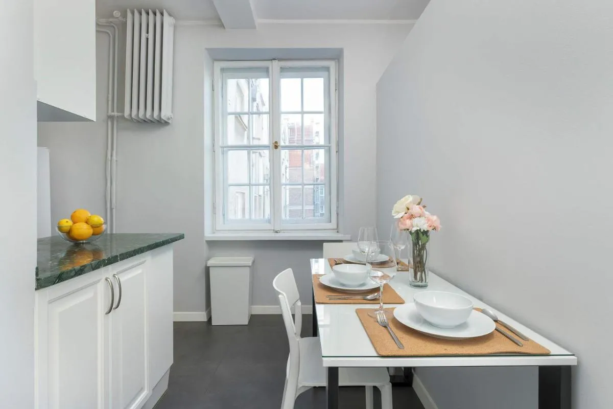 Image 5 of Jasny Apartament z Parkingiem Główne Miasto w Gdańsku by Noclegi Renters