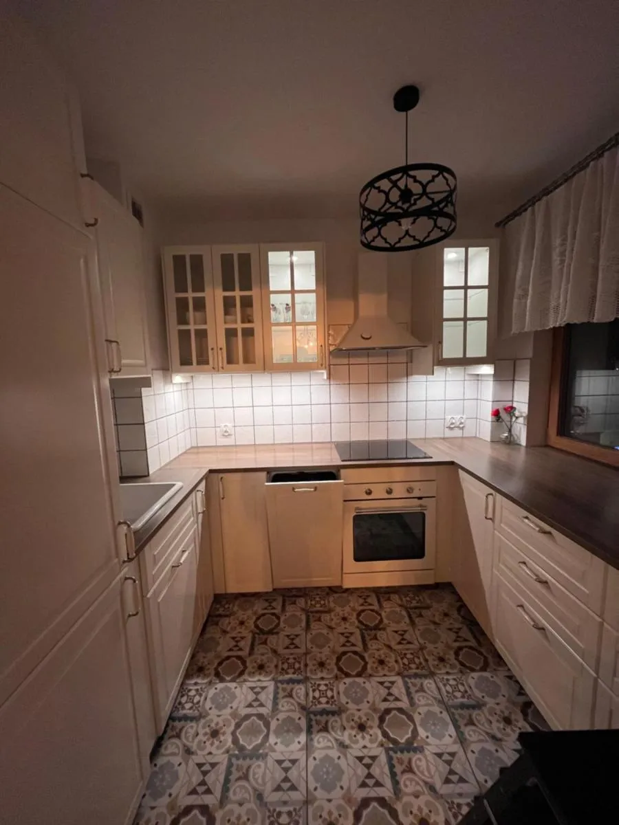 Image 2 of KawalerkaPilotow