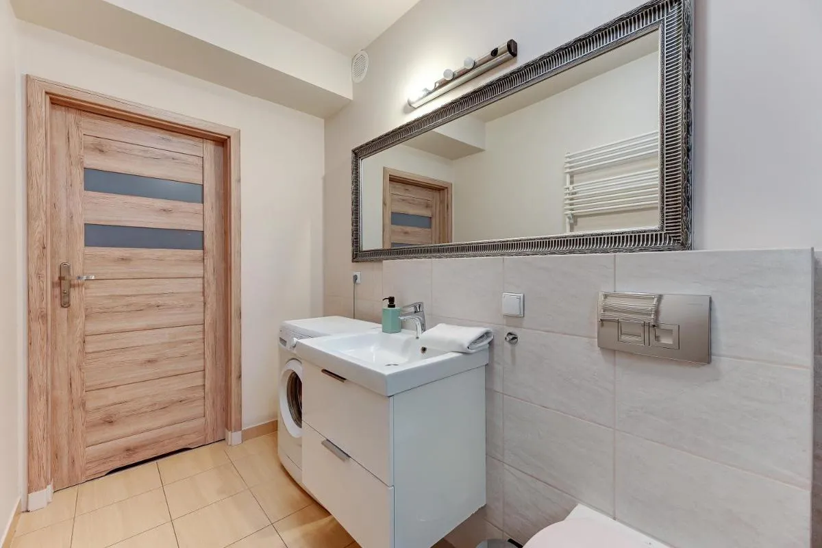 Image 2 of Luciano Old Town Apartment Gdansk – City Center & Parking