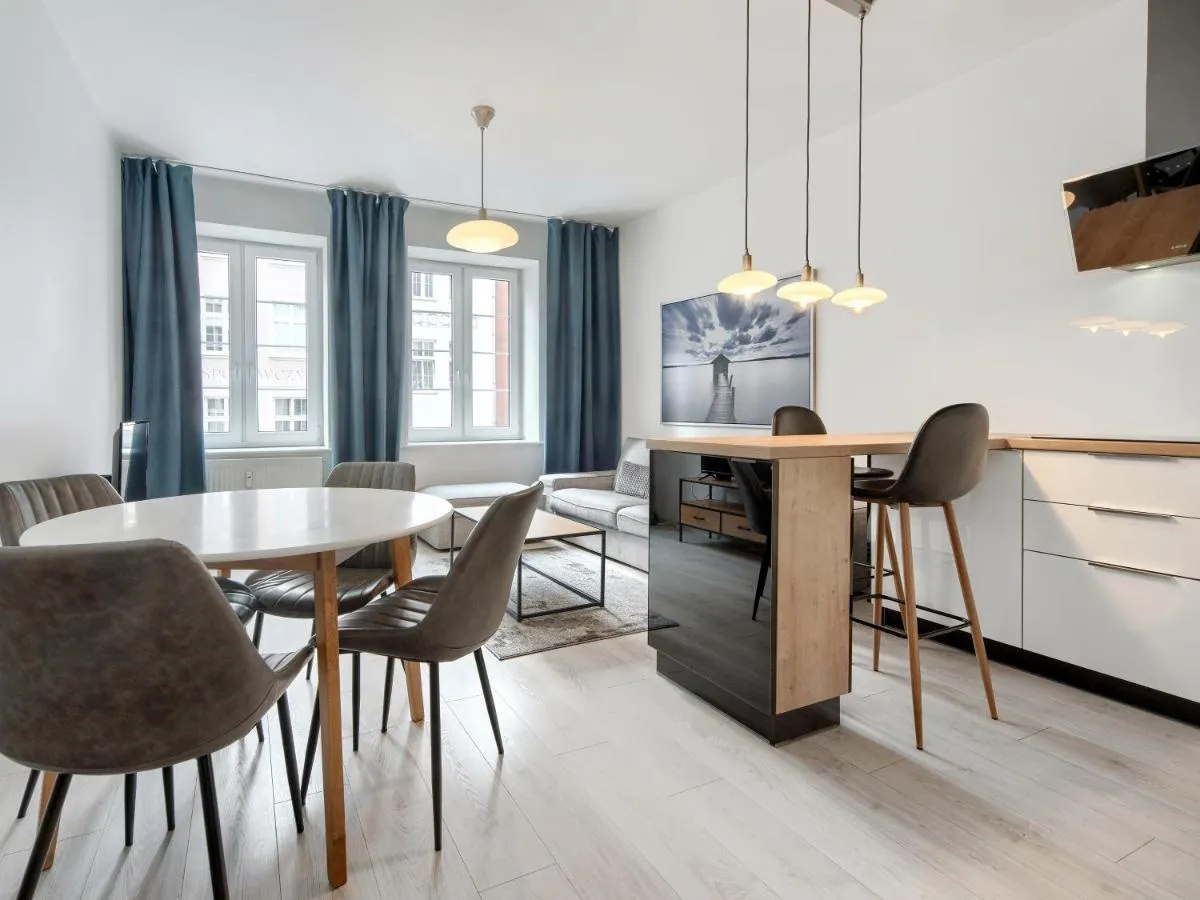 Image 2 of MHS Family Apartment OLD TOWN