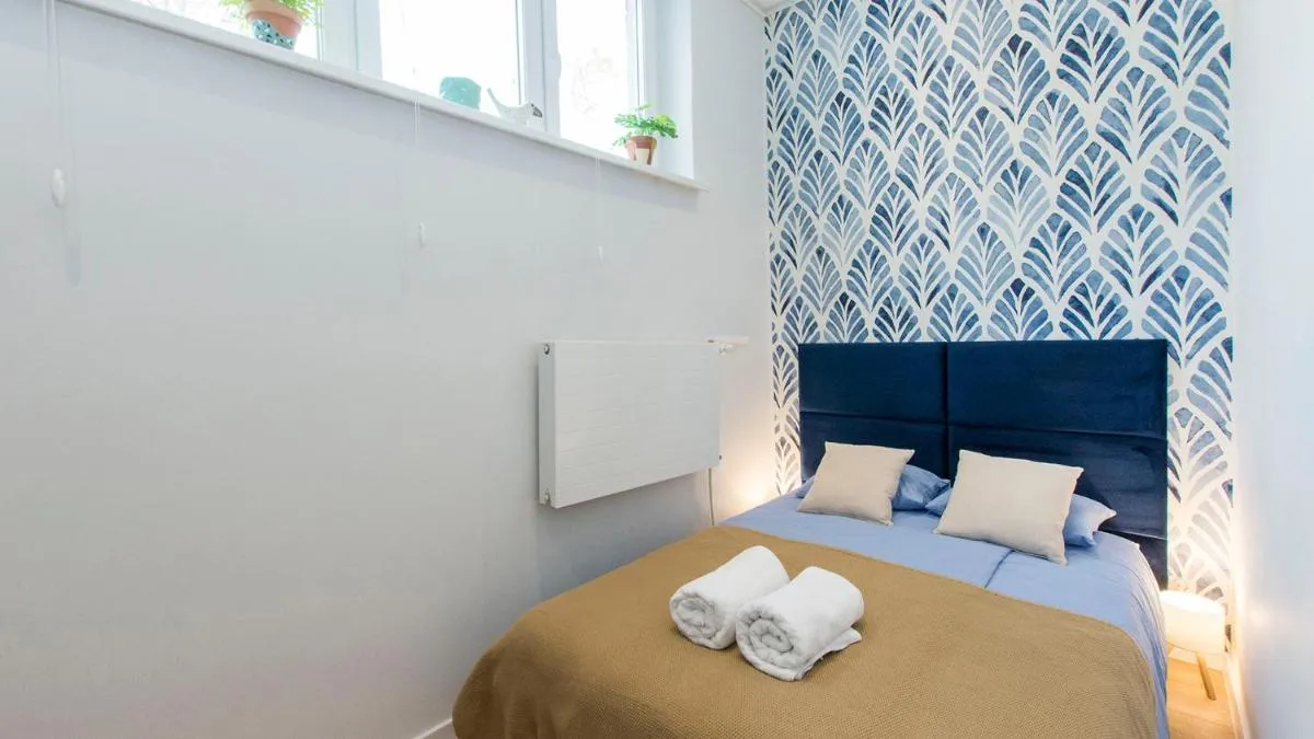 Image 5 of Madison Avenue Apartment