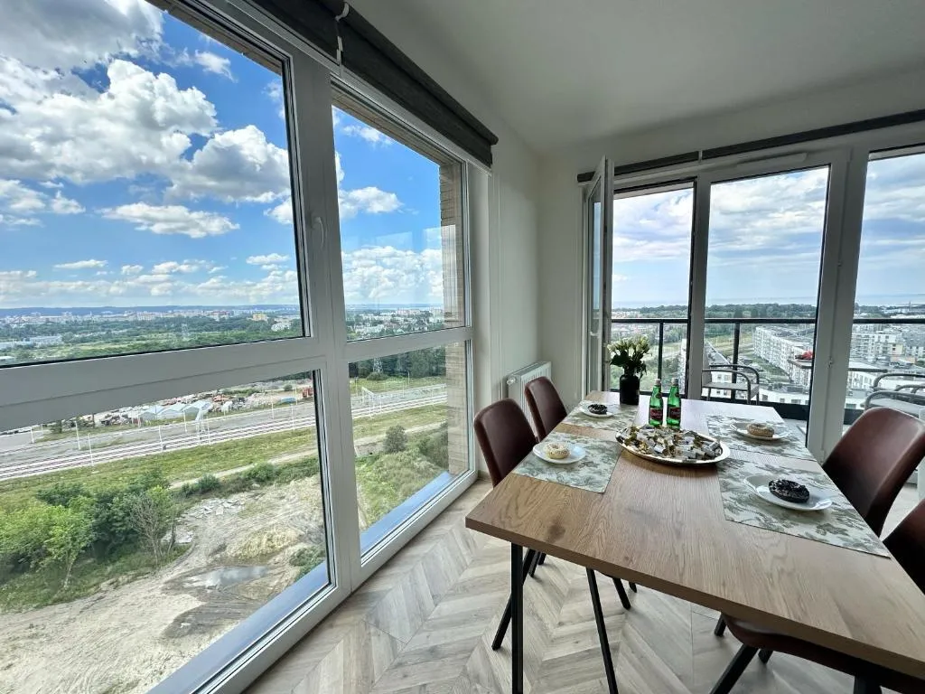 Image of Maya’s Flats & Resorts 101 SEA VIEW – 3 pokojowy apartament z widokiem na morze na Letnicy