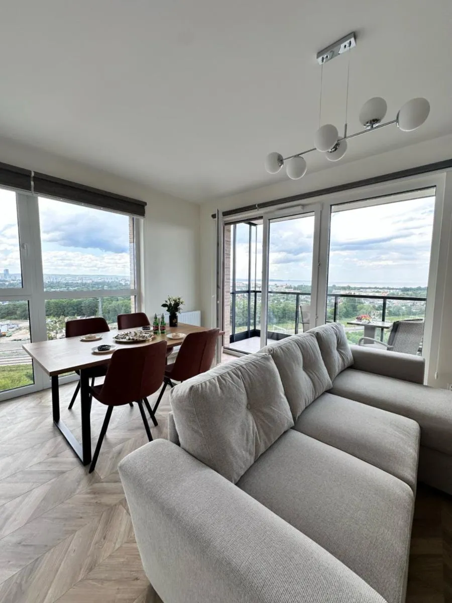 Image 6 of Maya’s Flats & Resorts 101 SEA VIEW – 3 pokojowy apartament z widokiem na morze na Letnicy