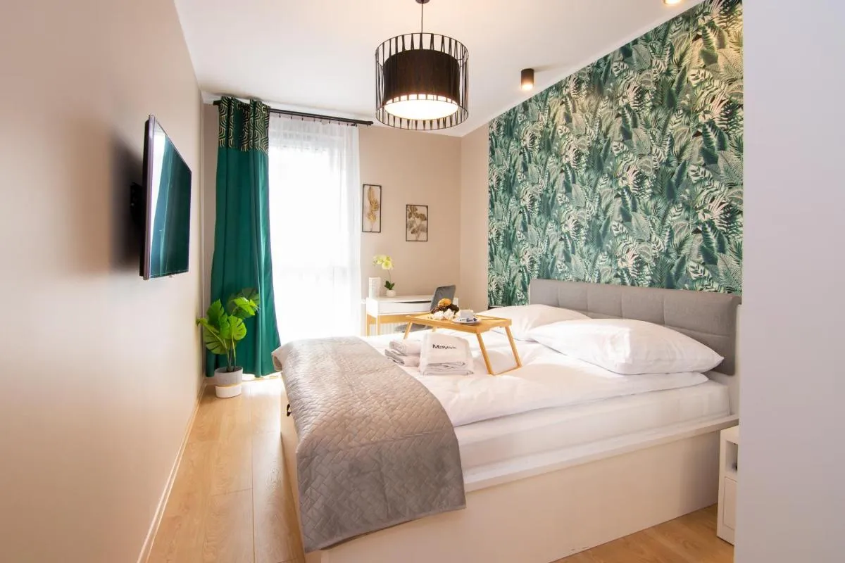 Image 1 of Maya’s Flats & Resorts 50 – Aura 40