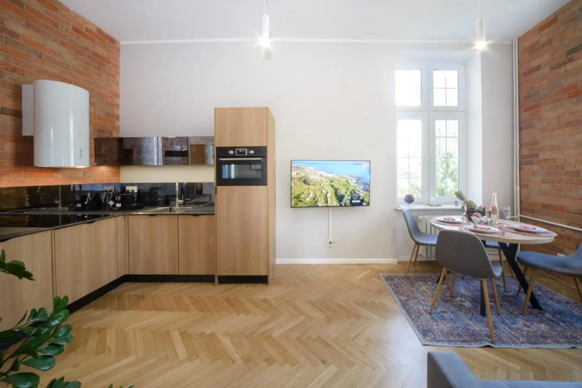 Image 3 of Maya’s Flats & Resorts 64 – 3 rooms apartment on Chlebnicka Street Old Town Gdańsk