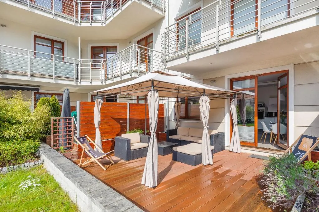 Image of Meiguan with huge Terrace + extra 2 parking spots