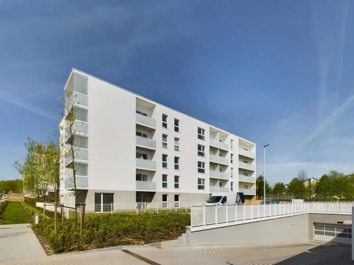 Image 3 of Modern & Bright Apartment Bramińskiego with Parking and Balcony by Noclegi Renters