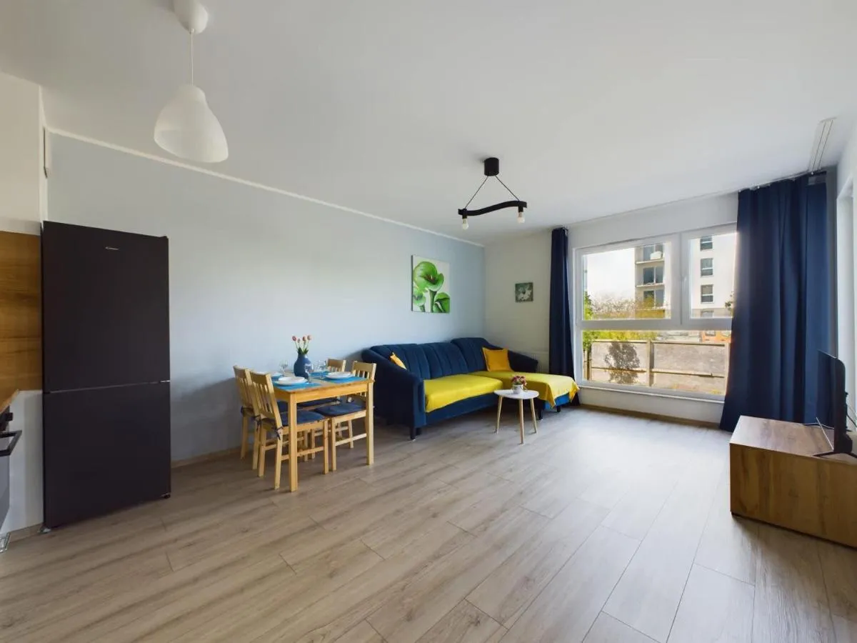 Image 5 of Modern & Bright Apartment Bramińskiego with Parking and Balcony by Noclegi Renters