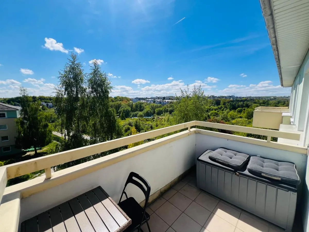 Image 1 of Nad stawem, dwupoziomowy, 6 łóżek, parking, zielona okolica