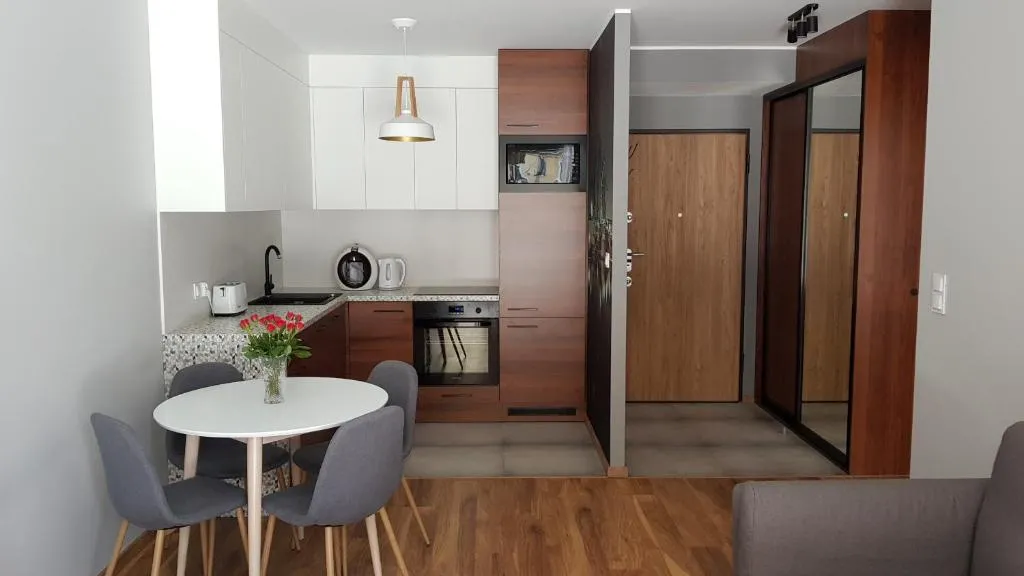 Image of New apartment 100m from old town and marina