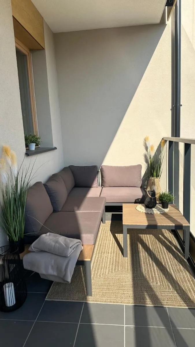 Image 2 of PORTO18 by MYPART in your apartment