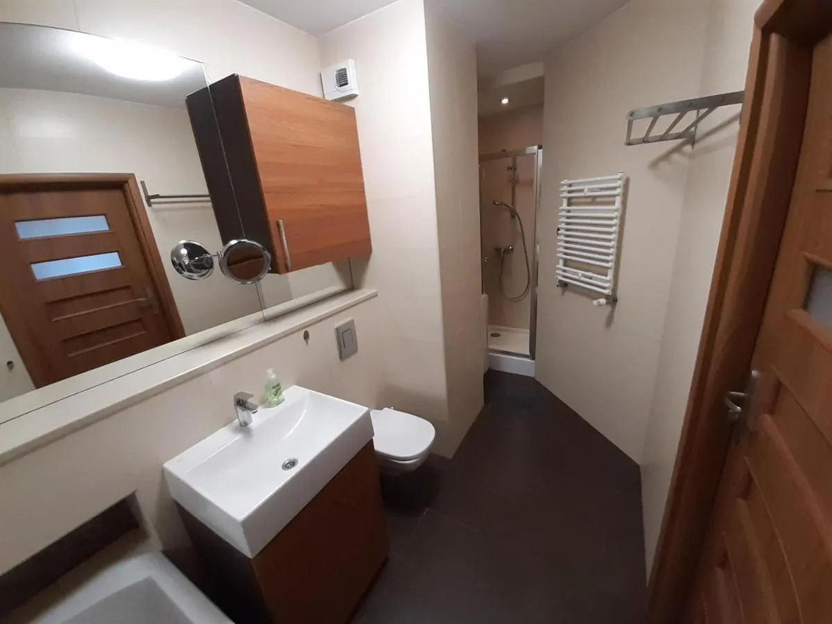 Image 2 of ParkView Apartment