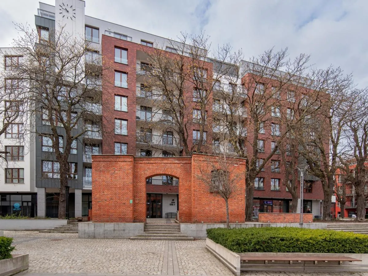 Image 4 of Platinium Garnizon Modern