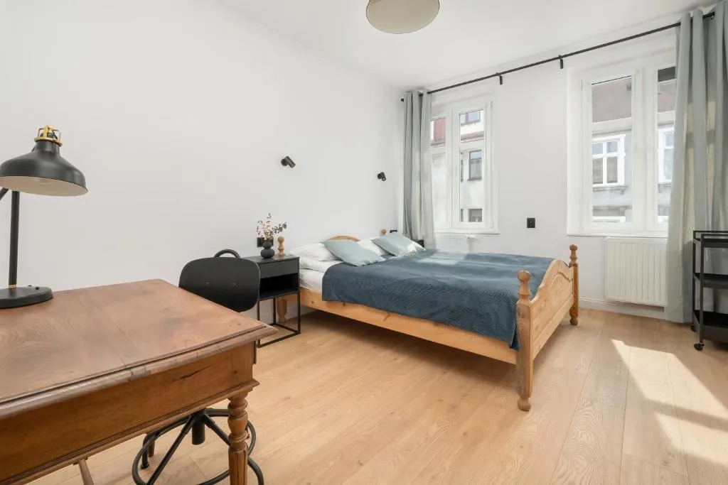 Image of Przestronny i Jasny Apartament Gdańsk Wrzeszcz by Noclegi Renters