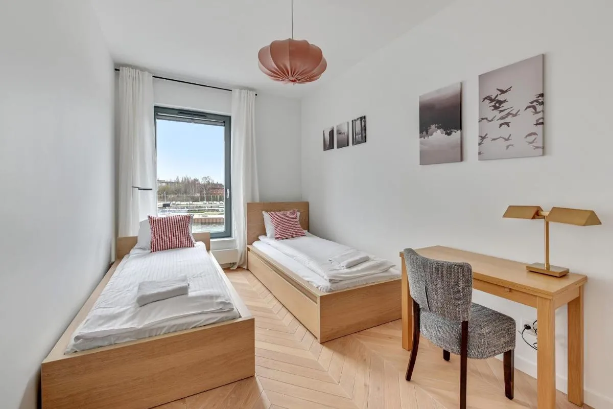 Image 1 of Riverside Apartments-Brabank DeLuxe