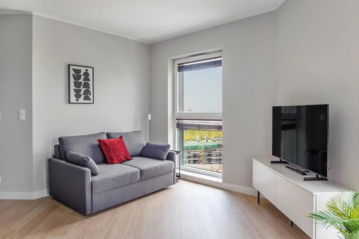 Image 1 of Robinson Crusoe – Sea View