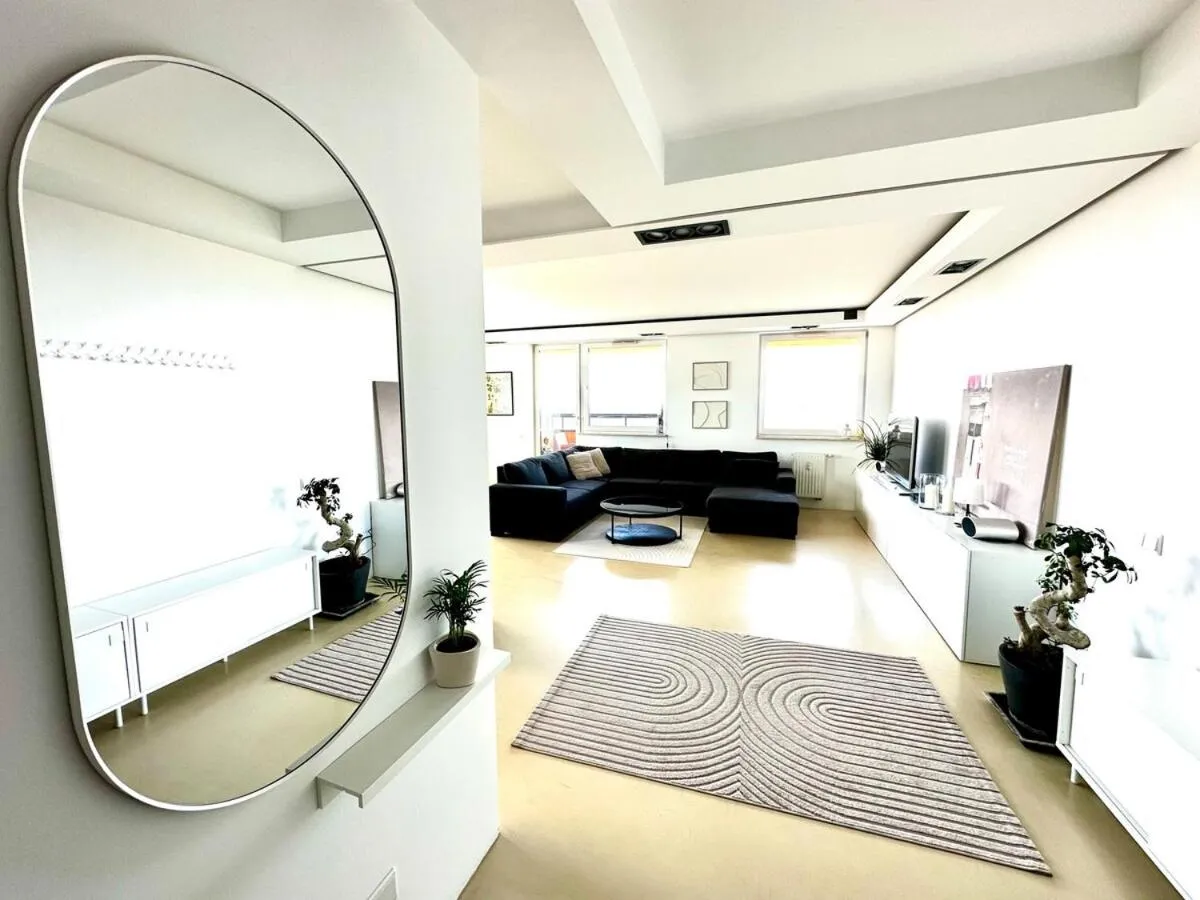 Image 3 of Seaside Loft 16