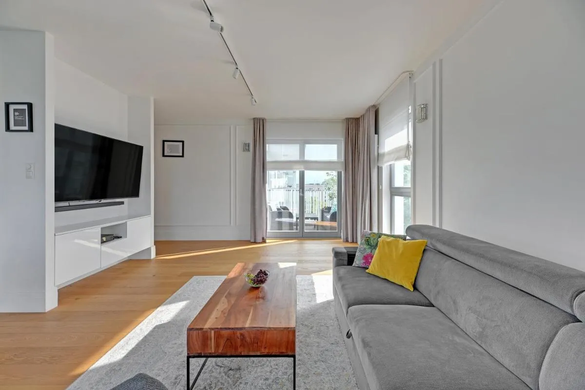 Image 4 of Seaside Mansion – Nadmorze