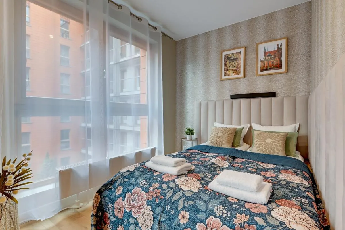 Image 1 of Staywin Apartments Chmielna Park