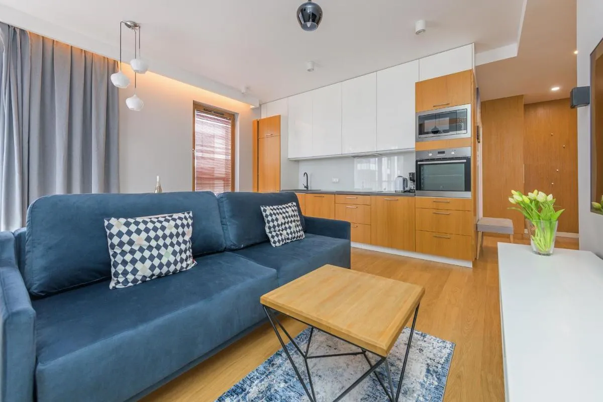 Image 1 of Sunny Wood – Bursztynowa