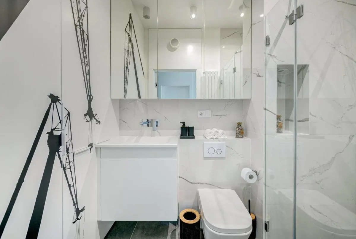 Image 6 of The Black Crane Apartment