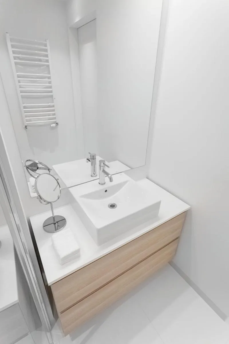 Image 6 of VIU Light Apartment