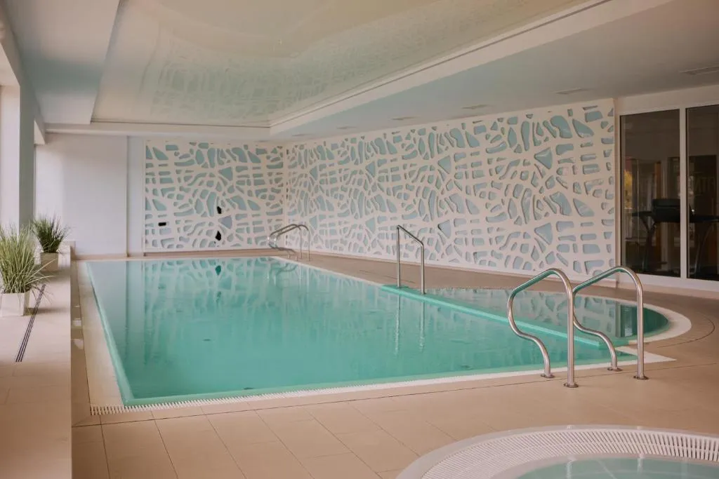 Image of Waterlane Island – Riverview Pool, SPA & Gym by Downtown Apartments