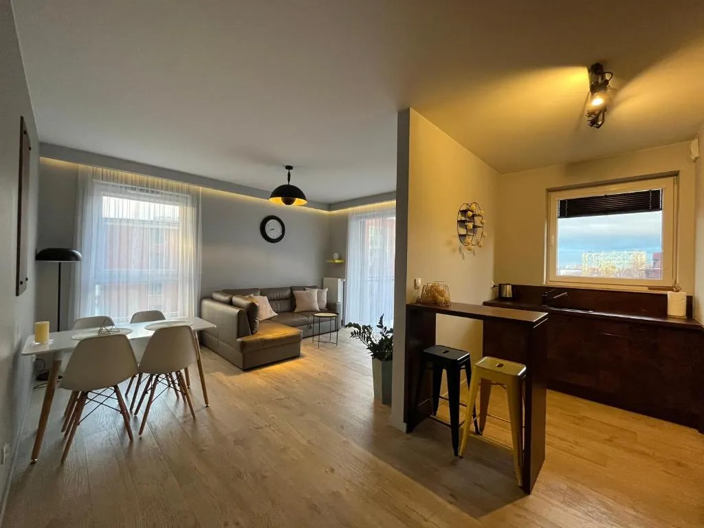 Image of Yellow – Bastion Wałowa EV center free parking in garage