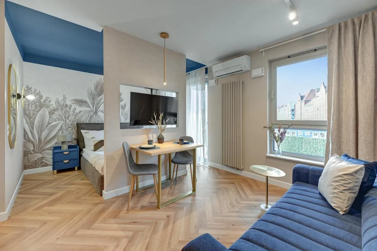 Image 1 of Żurawie – Food Hall & Stocznia by Downtown Apartments