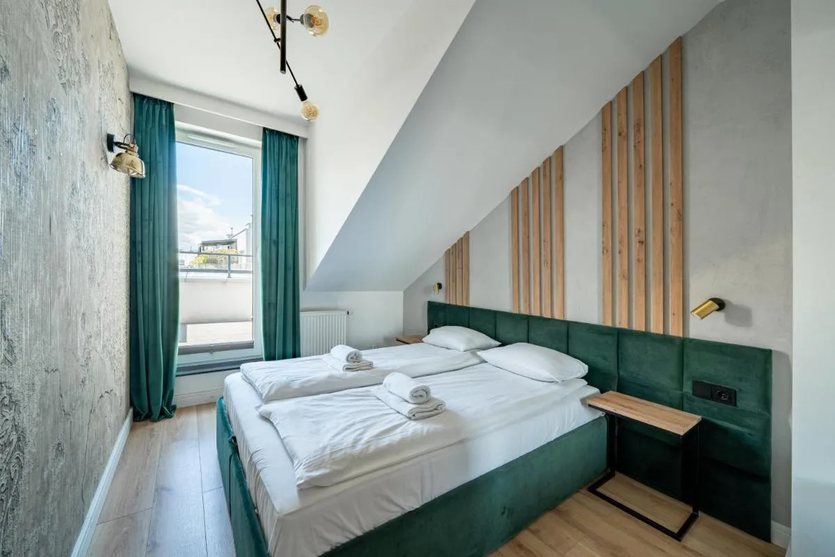 Image 3 of Angielska Grobla, Sun & Snow