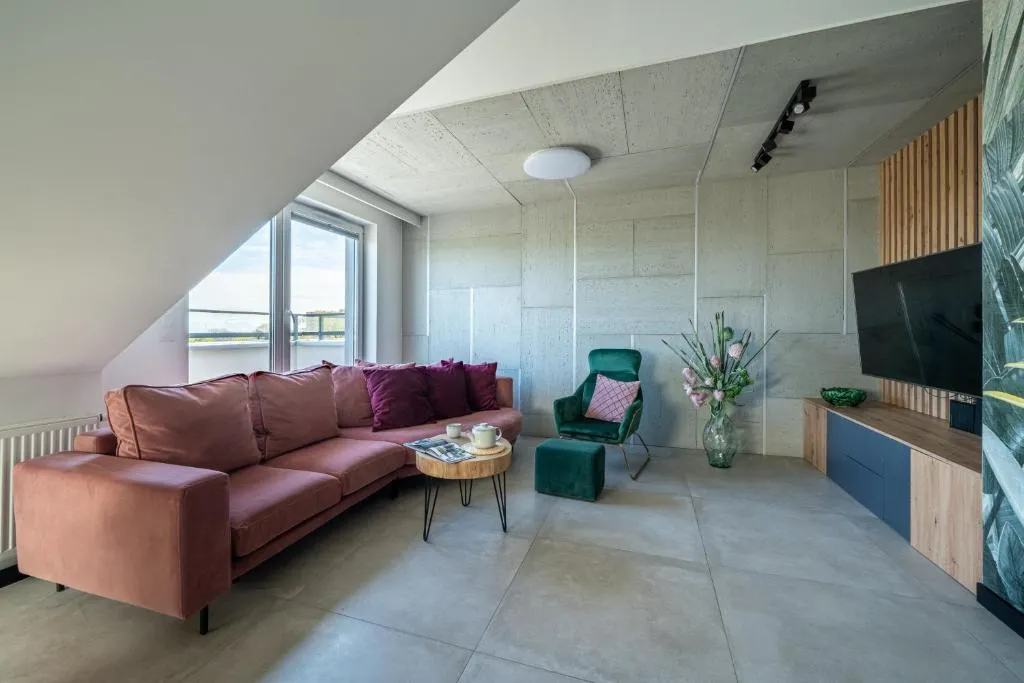 Image of Angielska Grobla, Sun & Snow