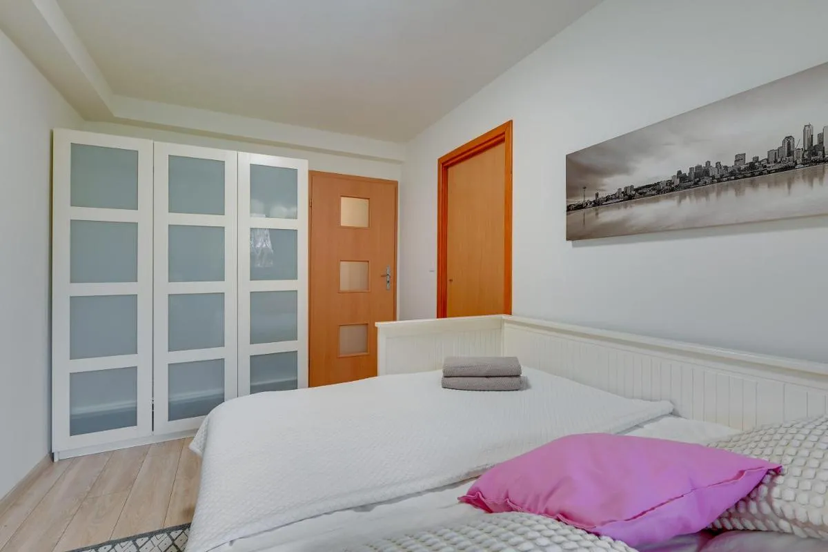 Image 3 of Apartament 48