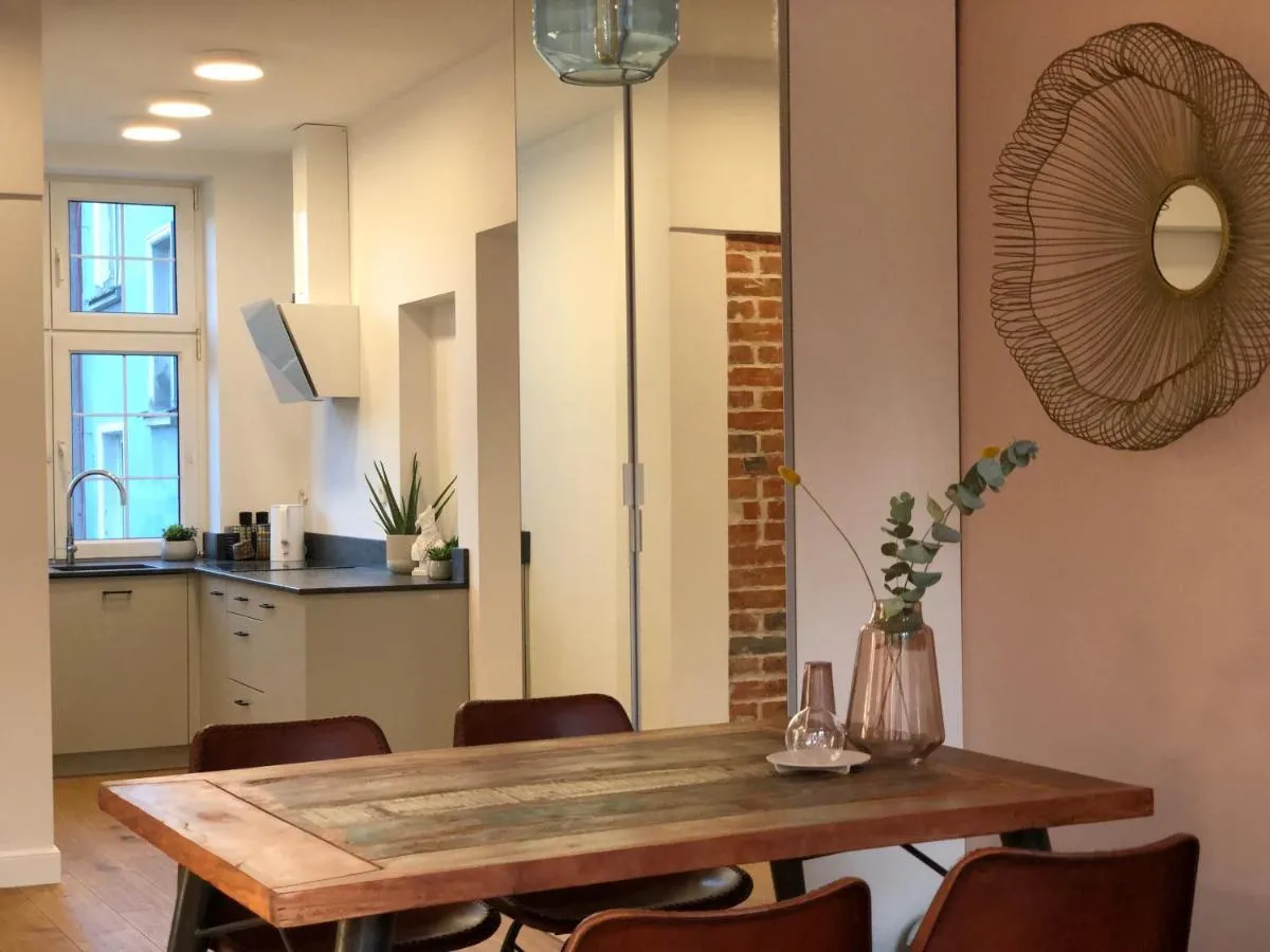 Image 2 of Apartament stare miasto