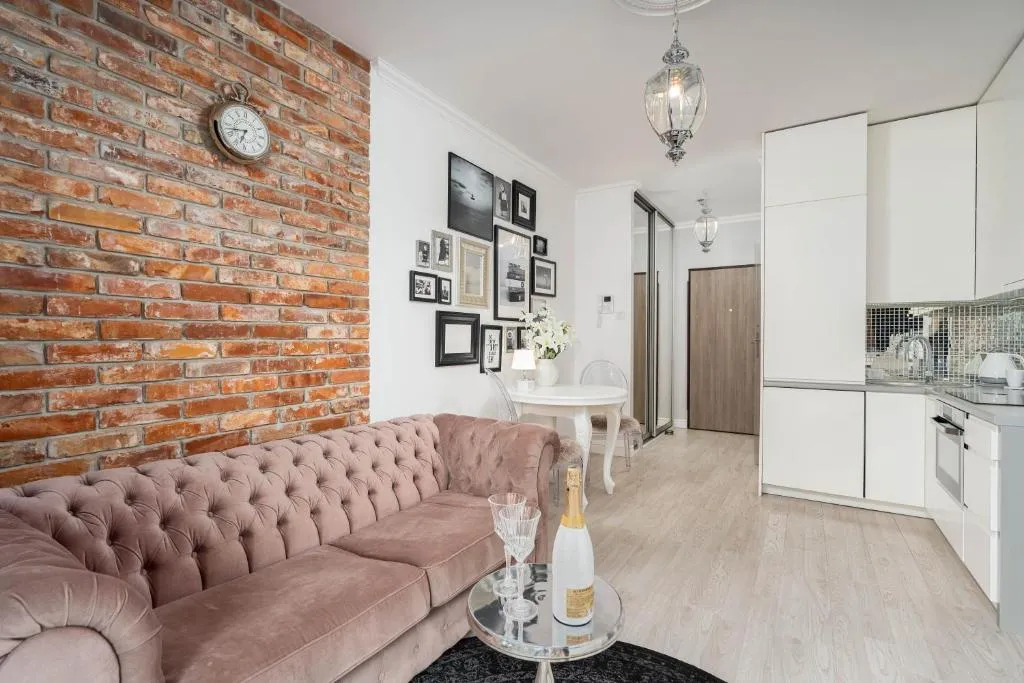 Image of Apartment 66