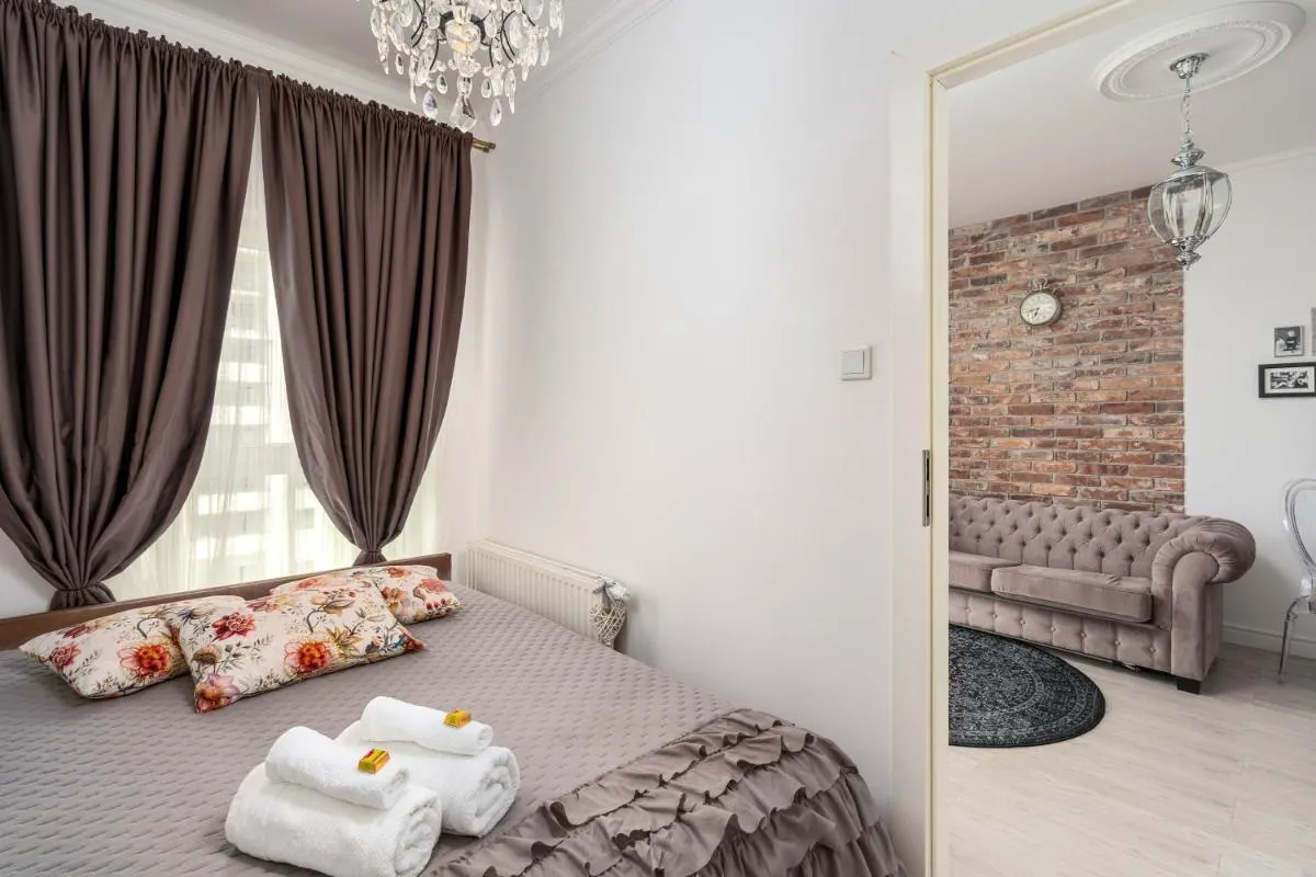 Image 1 of Apartment 66