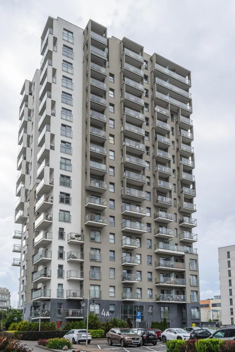 Image 4 of Apartment 66