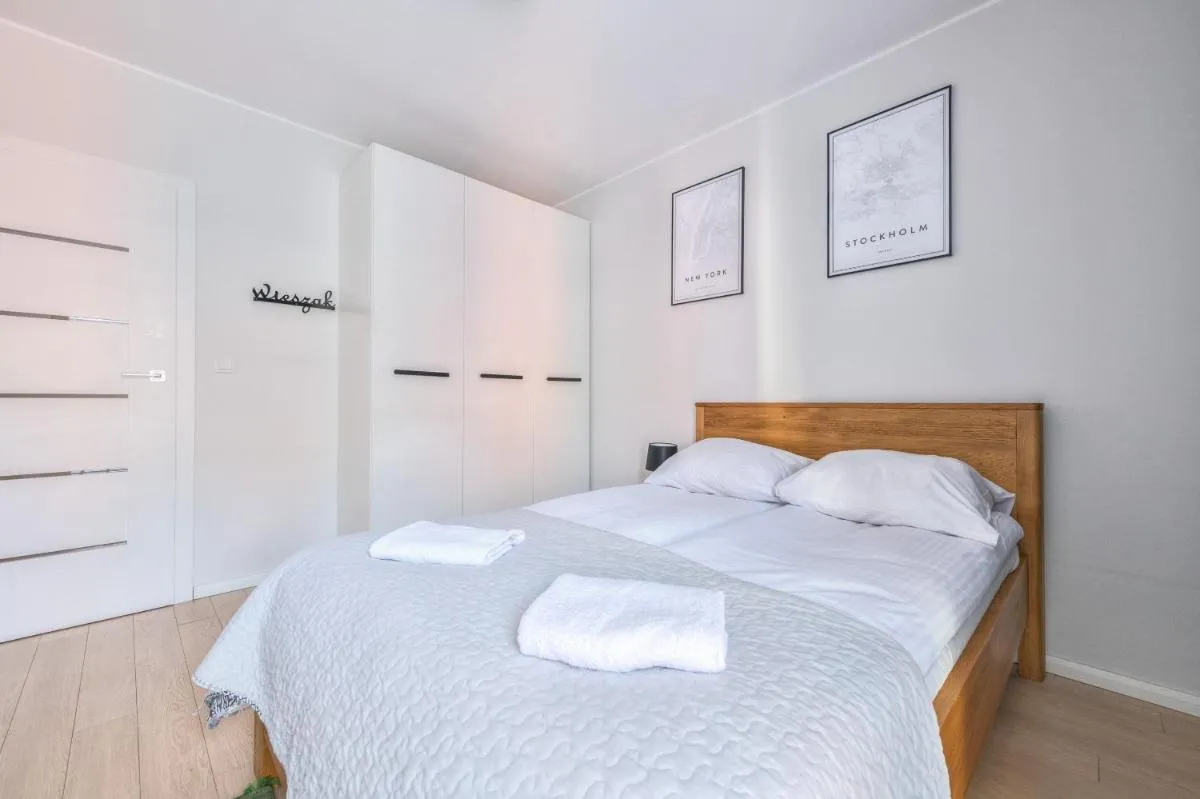 Image 3 of Aura 39 by Grand Apartments