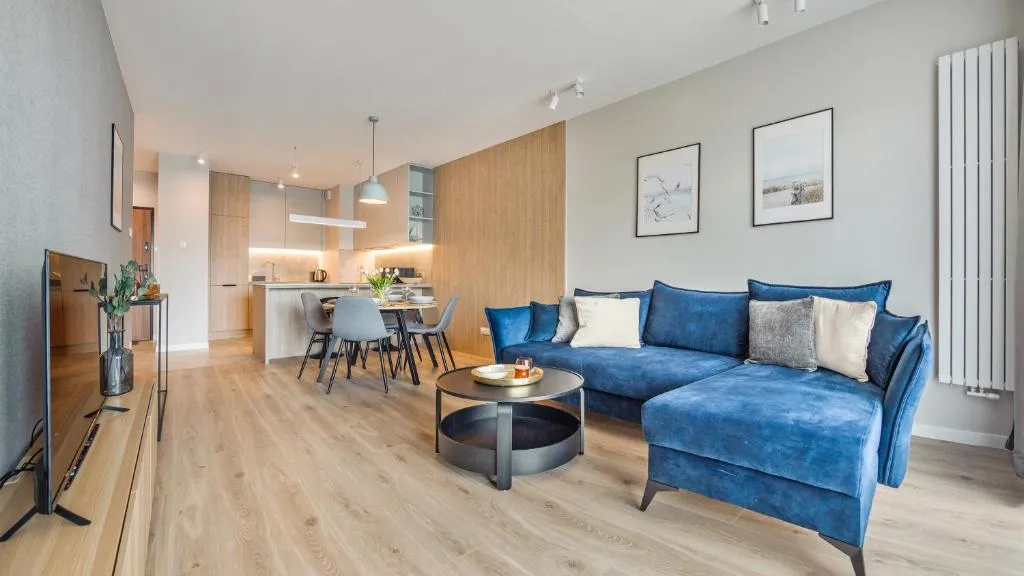 Image of Baltea, Sun & Snow