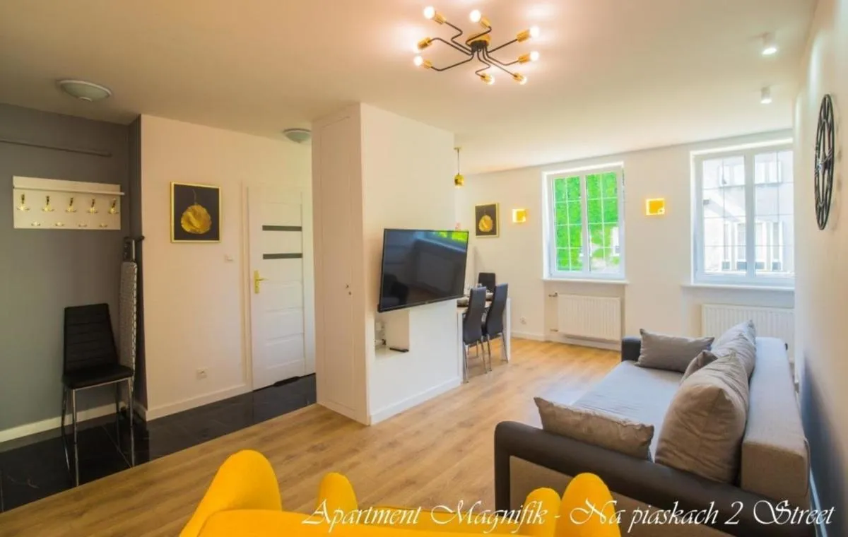 Image 2 of Bayside Apartments