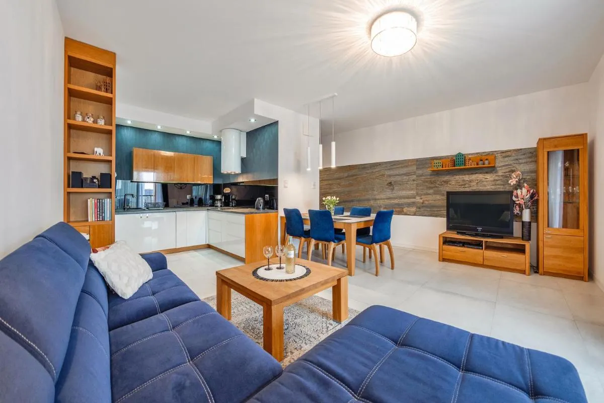 Image 6 of Blue Merlin – River View