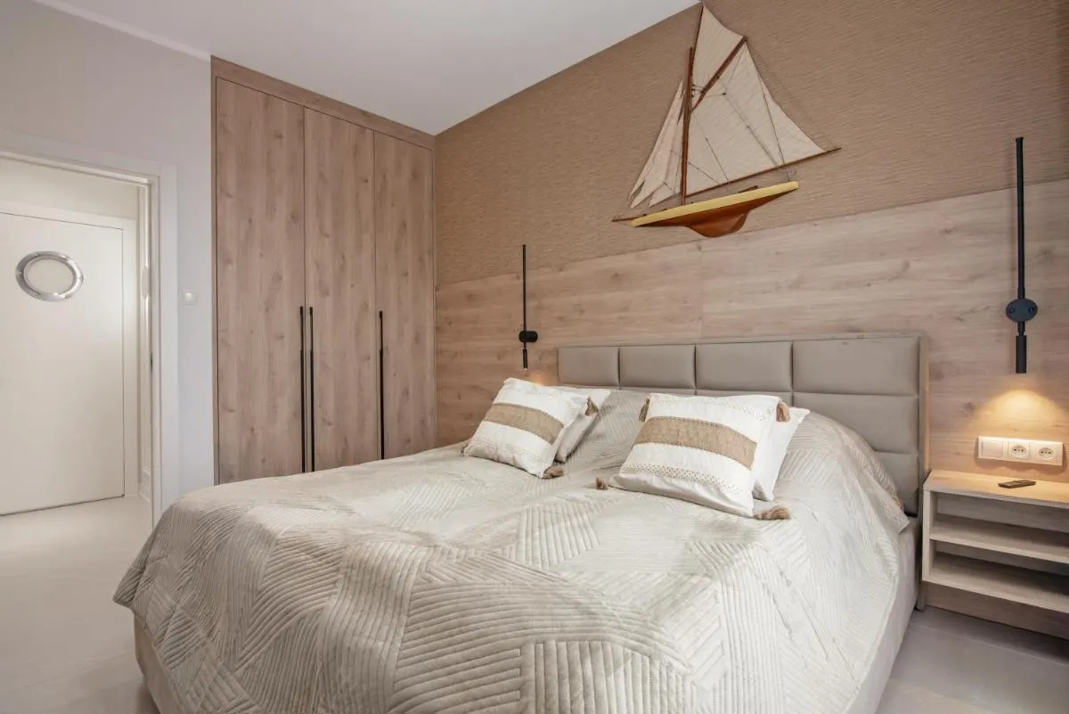 Image 6 of Brand New Apartment