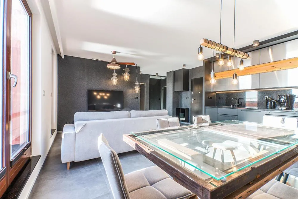 Image 3 of CITYSTAY Chmielna Apartments