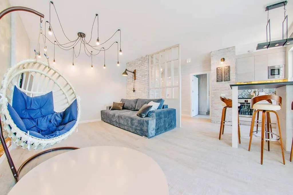 Image of Chmielna Park, Sun & Snow