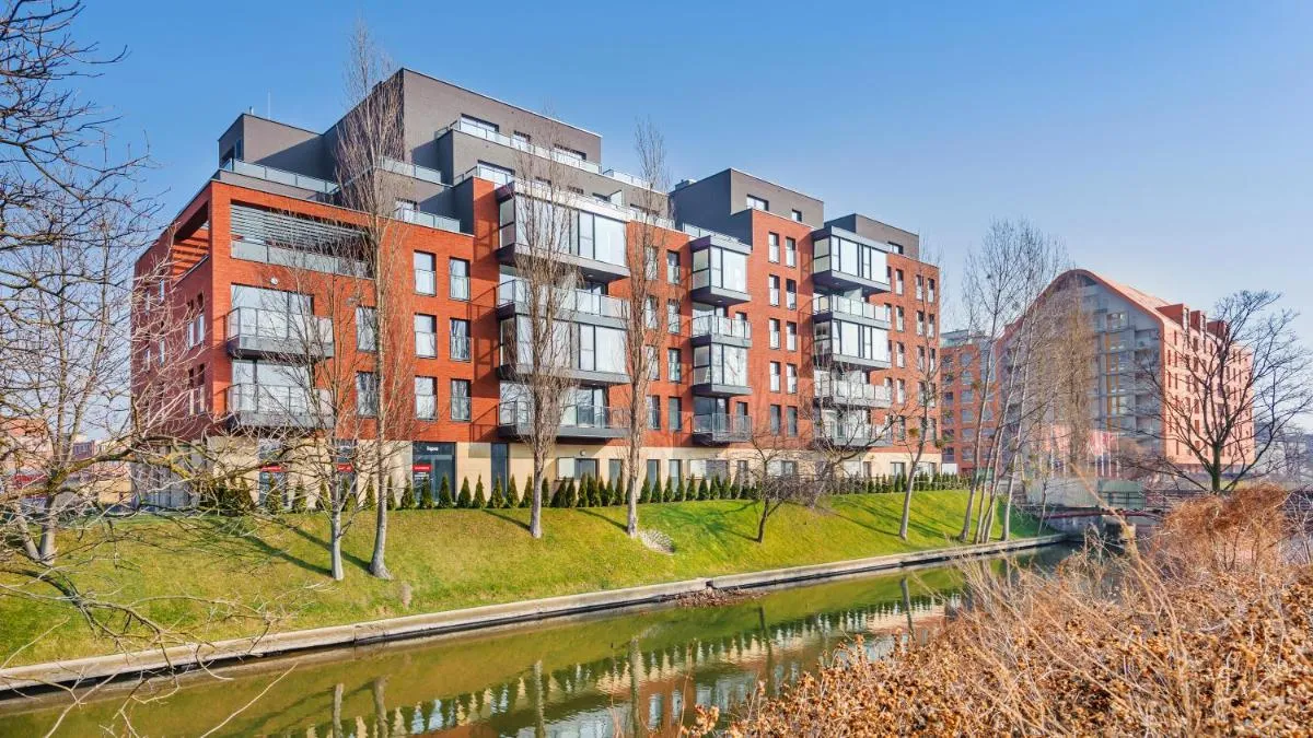 Image 6 of Chmielna Park, Sun & Snow