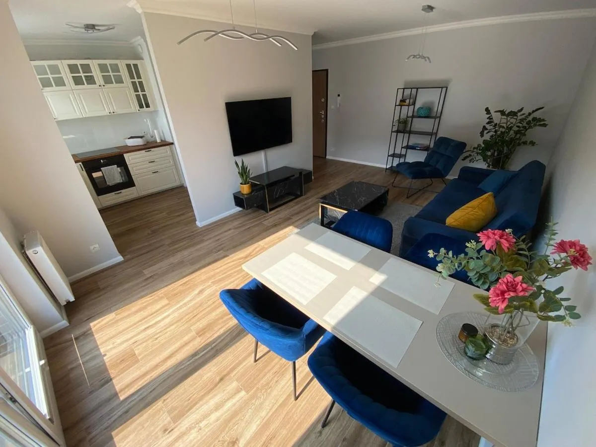 Image 4 of City Oasis Apartment