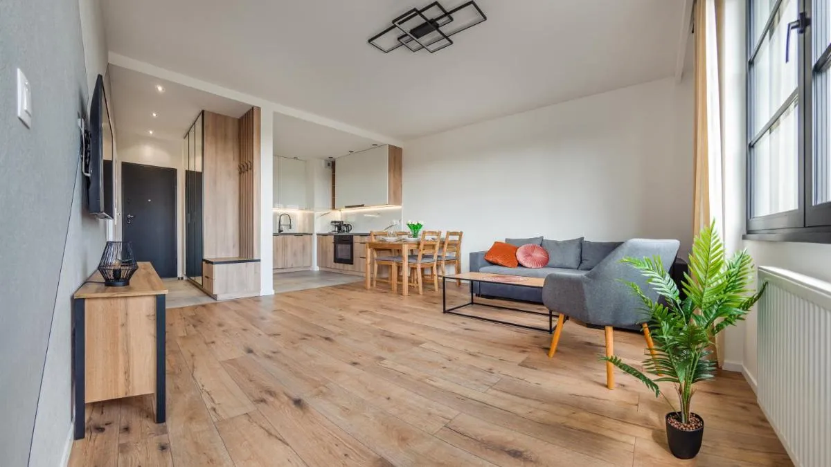 Image 3 of Doki, Sun & Snow