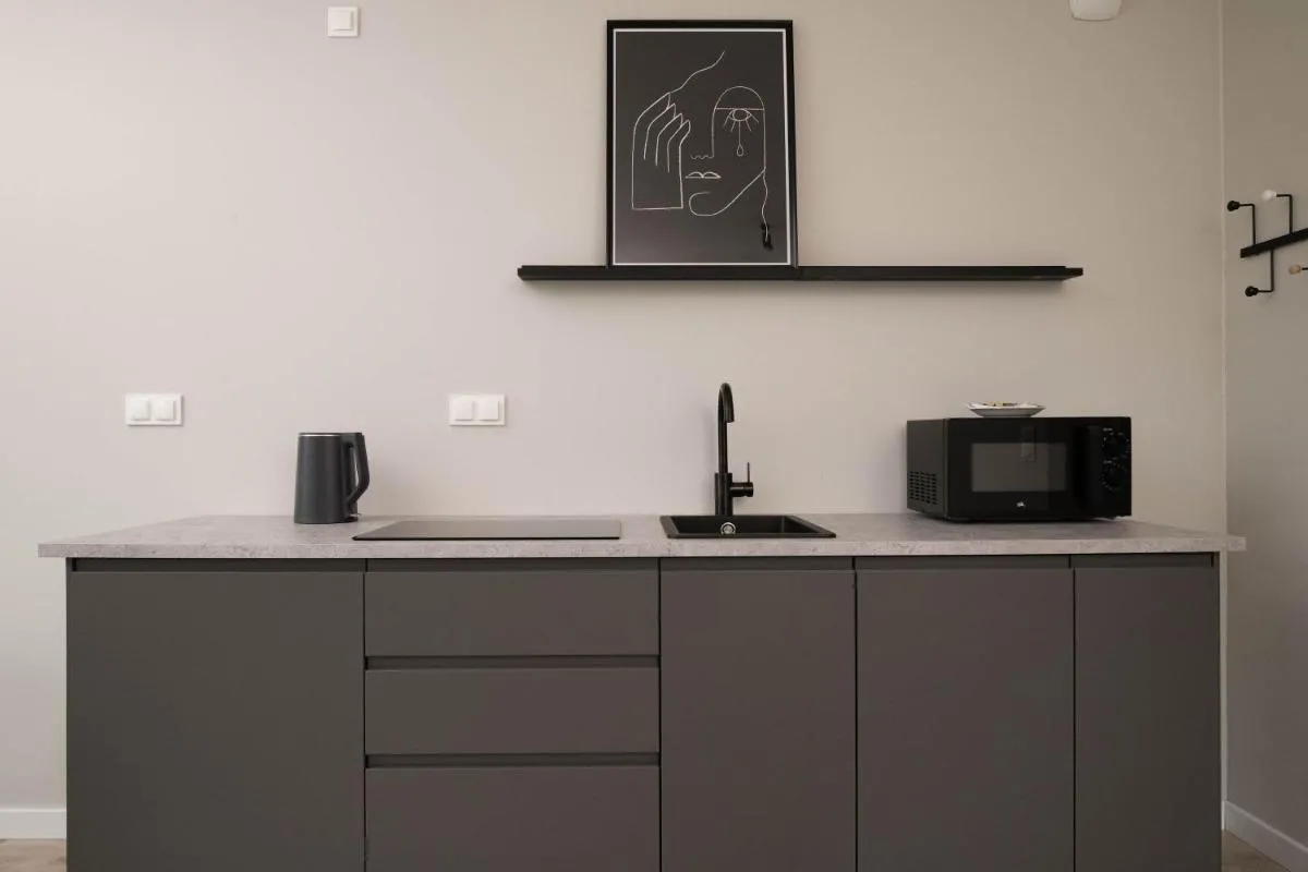 Image 2 of Elegancki Apartament Blisko Rzeki w Gdańsku z Parkingiem by Noclegi Renters