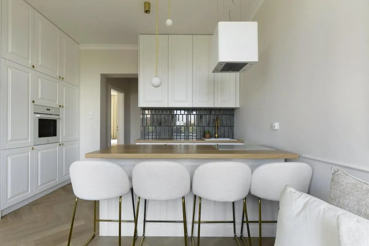 Image 2 of Elite Apartments Riverside View