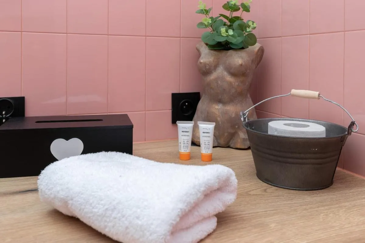 Image 4 of Gdańsk Old Town Wałowa Apartment with Balcony by Noclegi Renters