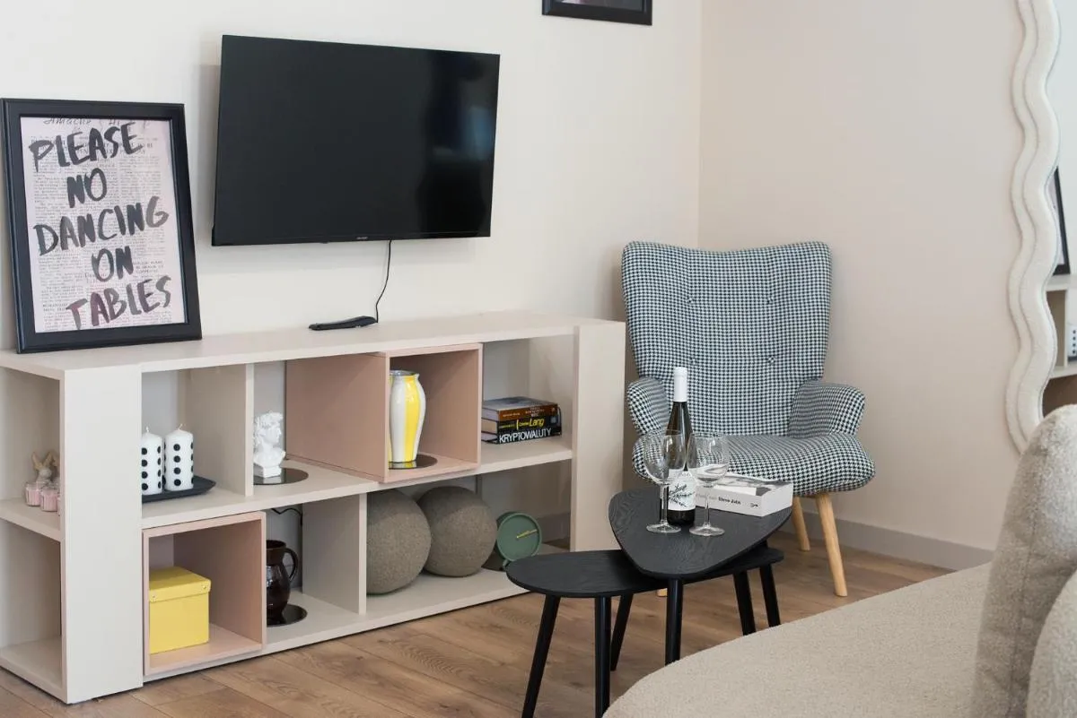 Image 4 of Imagine Old Town